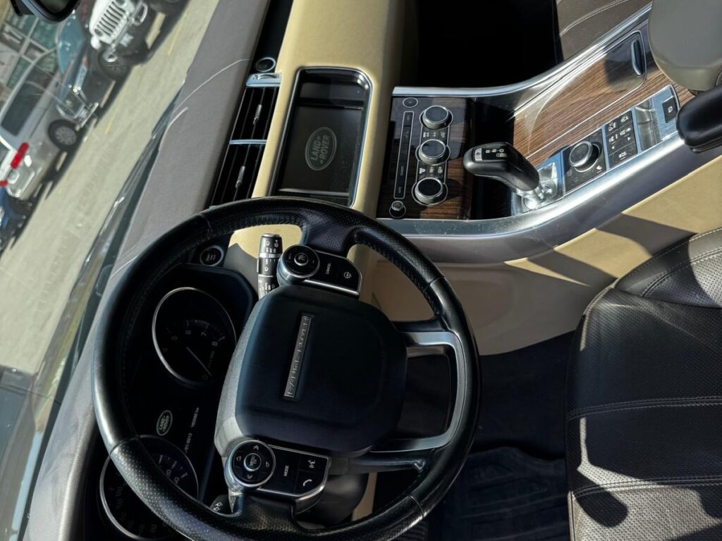2014 Land Rover Range Rover Sport HSE — image 5